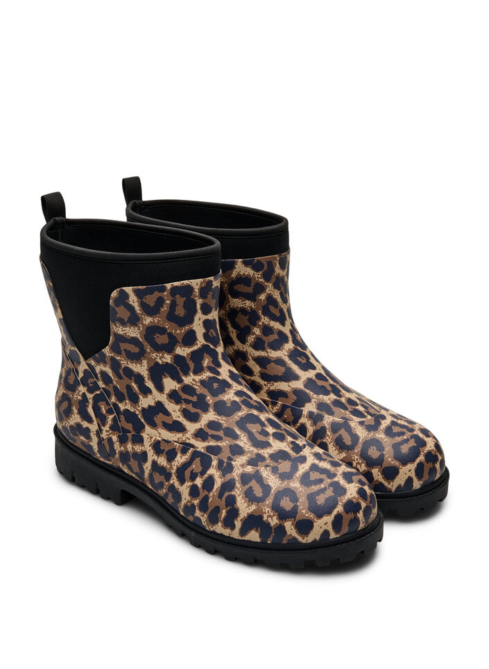 Kurze Stiefel mit weitem Schaft aus elastischem Neopren, Leopard AOP, Packshot image number 1