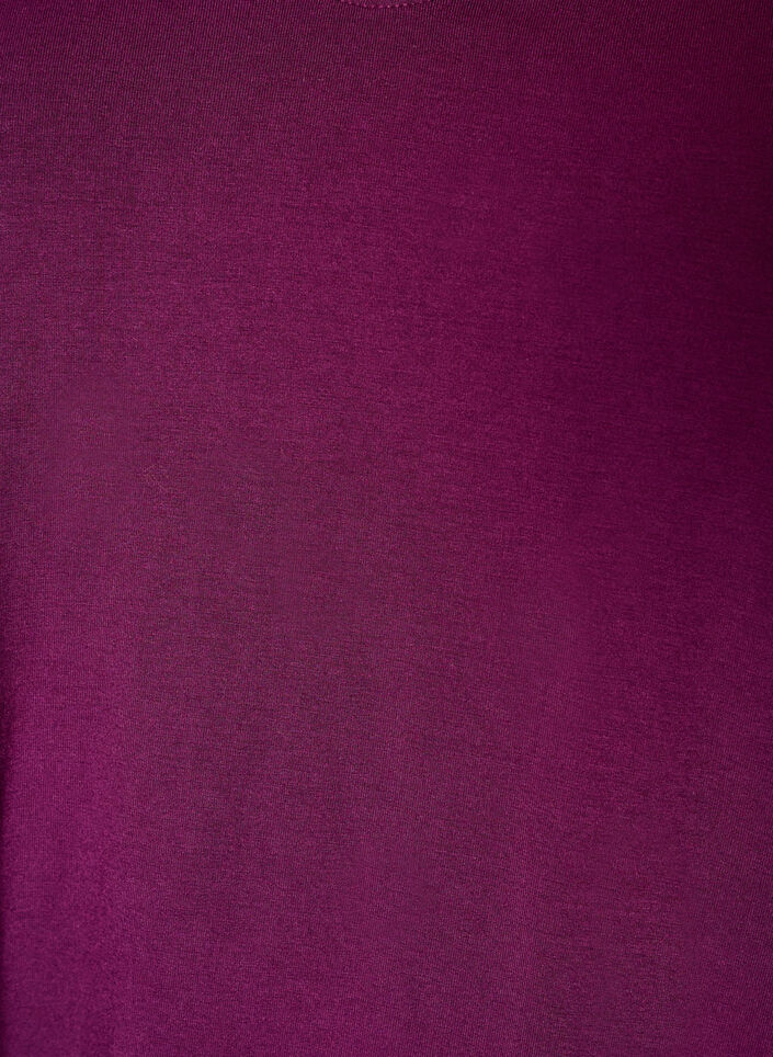 Basic T-Shirt aus Viskose mit V-Ausschnitt, Lila, Packshot image number 2