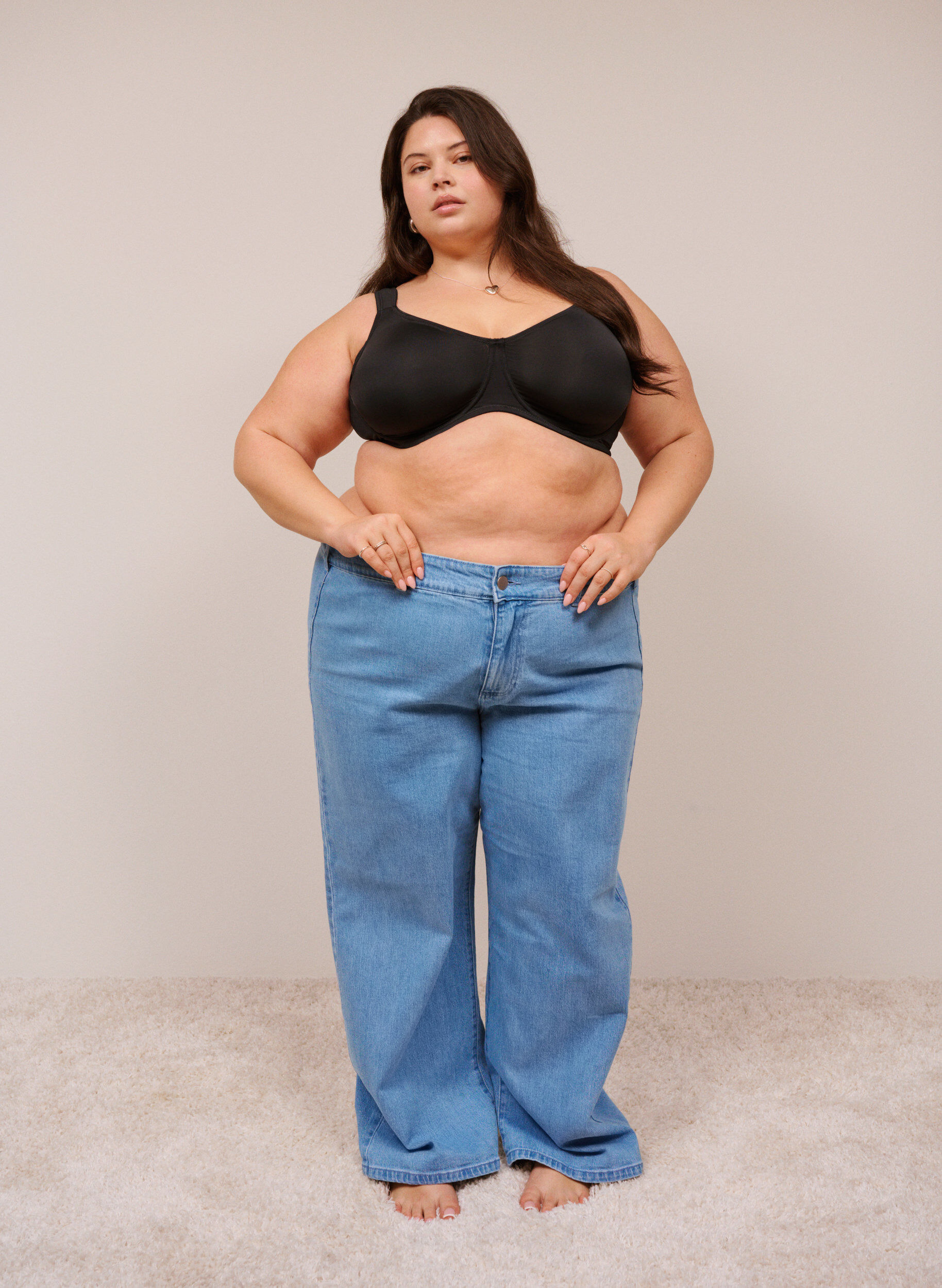 Zizzi Komfort-BH mit B&uuml;gel und vorgeformten Cups, Schwarz, Image image number 0