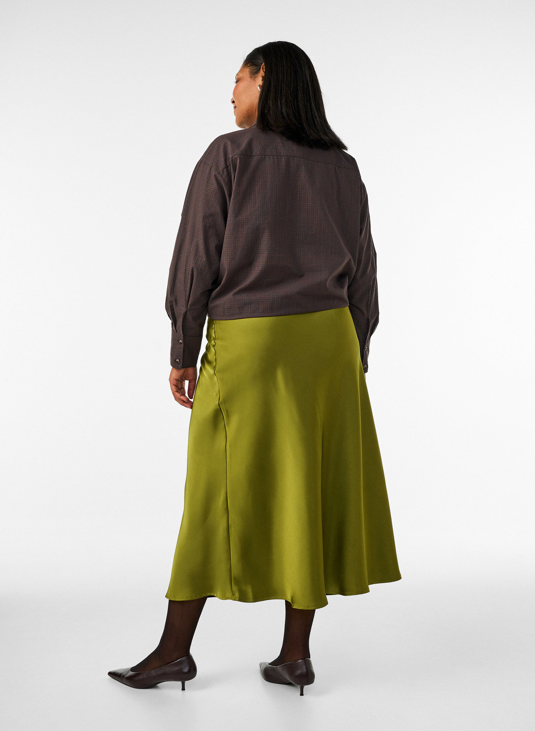 ZizziMidirock aus Satin, Gr&uuml;n, Model image number 1