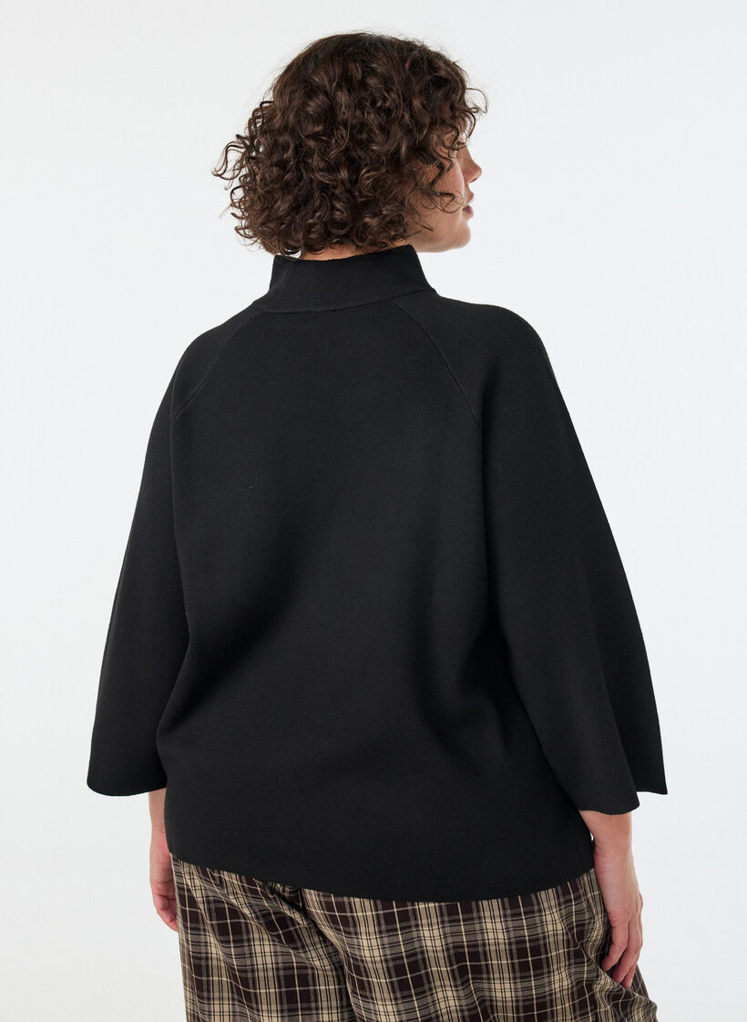 Strickbluse aus einer Viskosemischung mit Rollkragen, Schwarz, Model image number 2