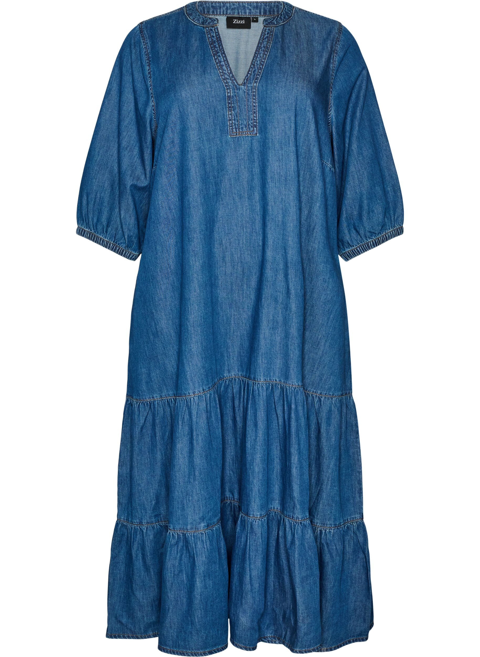 Maxikleid aus Denim mit ger&uuml;schten Stufen