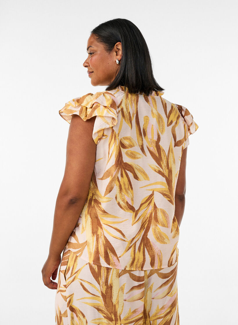 Bluse aus Viskose mit Bl&auml;tterprint und R&uuml;schendetails, Gelb, Model image number 2