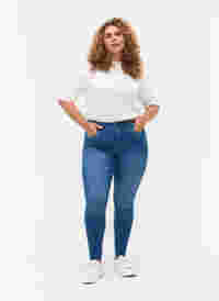 Super Slim Amy Jeans mit hoher Taille, Light blue, Model
