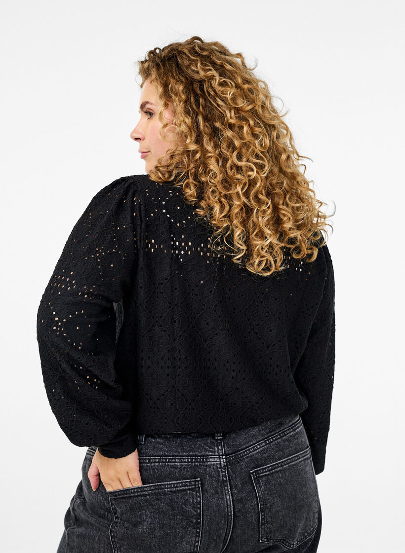 Langärmlige Bluse mit Lochmuster, Schwarz, Model image number 2