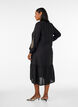 Kleid aus Viskose mit Stickerei und Stufenvolants, Schwarz, Model image number 1