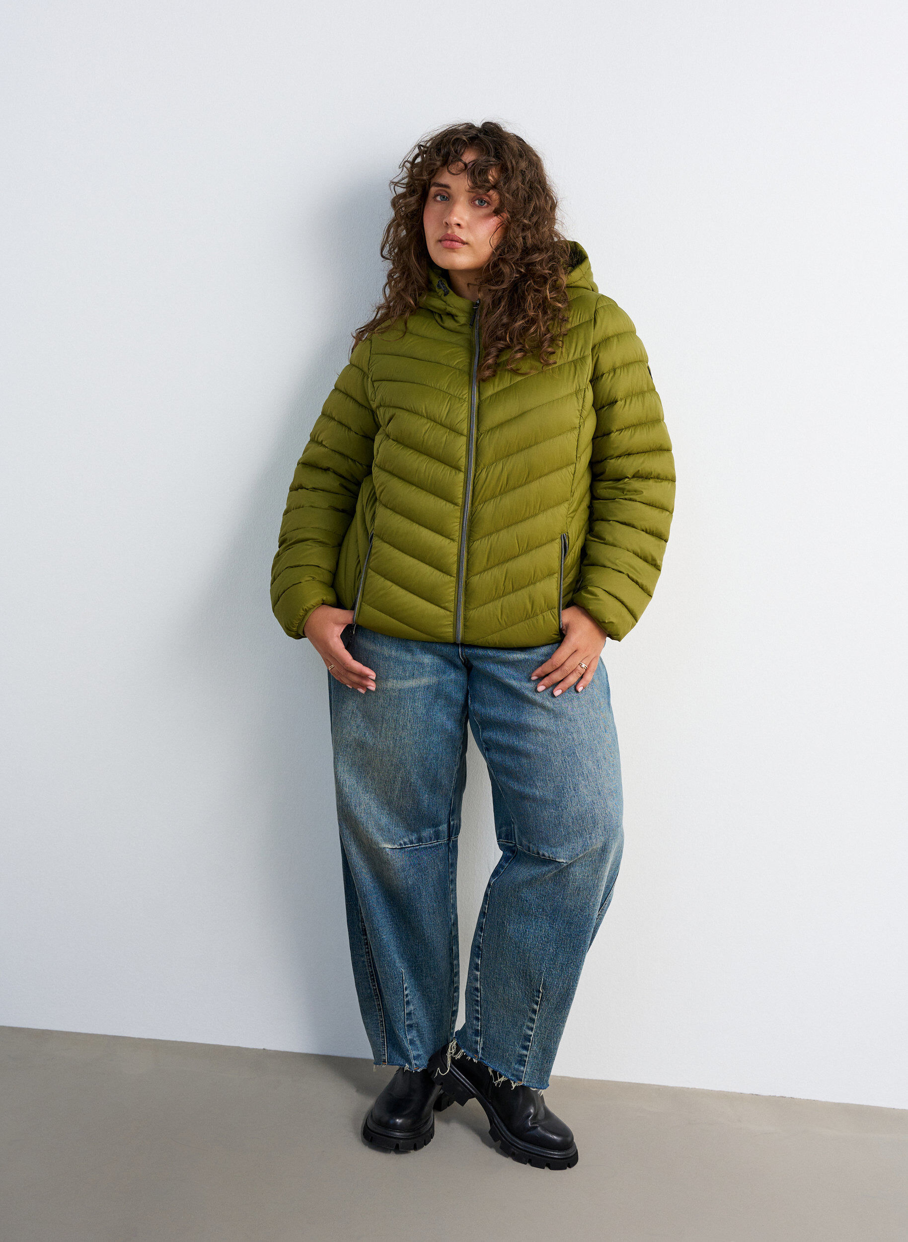 ZizziLeichte Kapuzenjacke, Gr&uuml;n, Model image number 1