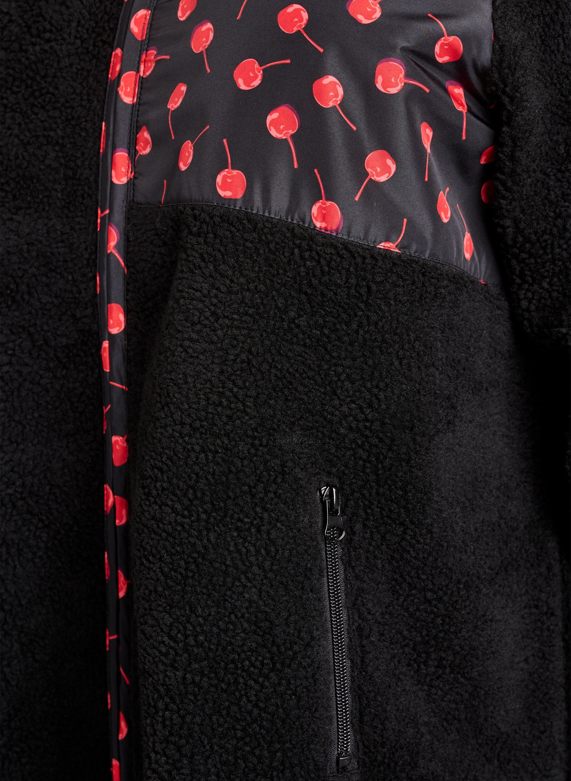 Zizzi Jacke aus Teddyfleece mit Kirschdetails, Schwarz, Packshot image number 3