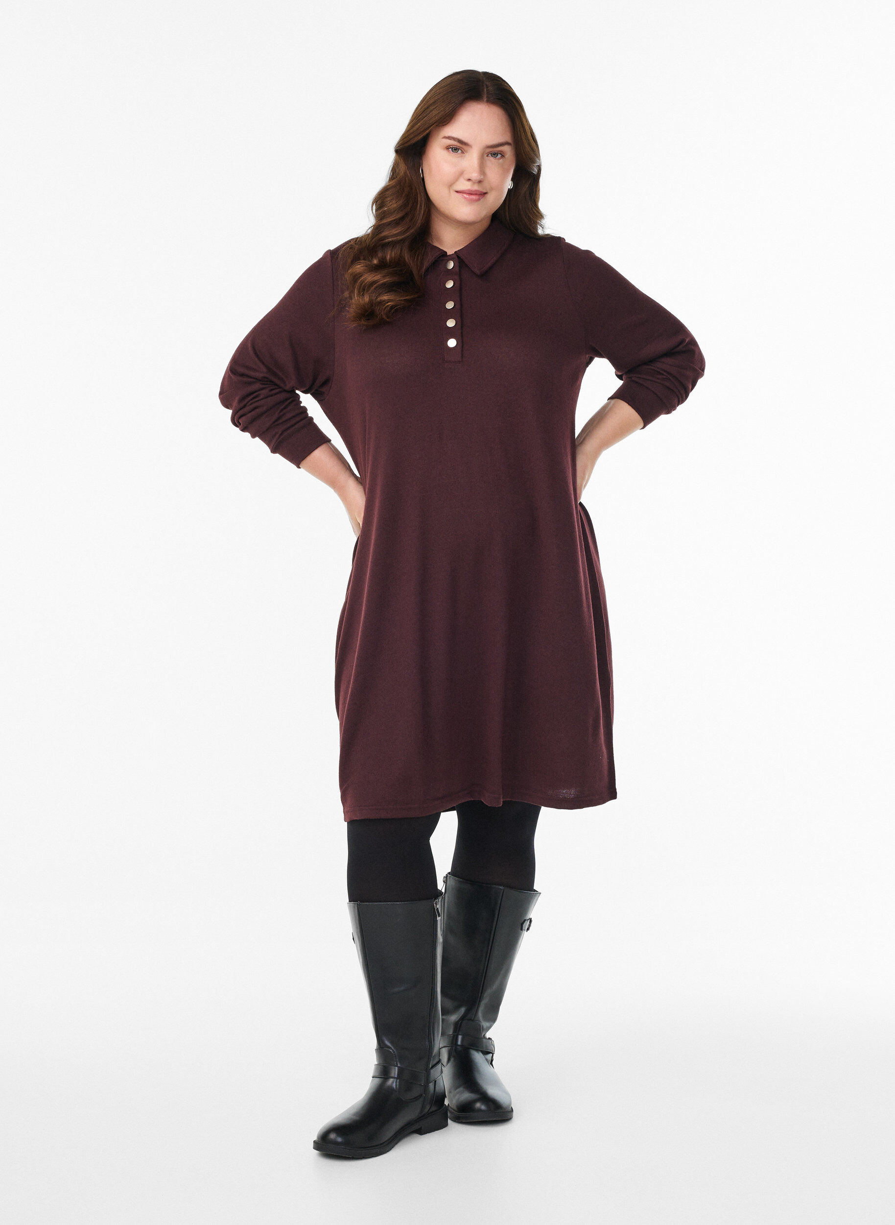 Zizzi Kurzes Polokleid mit Kn&ouml;pfen und langen &Auml;rmeln, Dunkles Bordeaux, Model image number 1