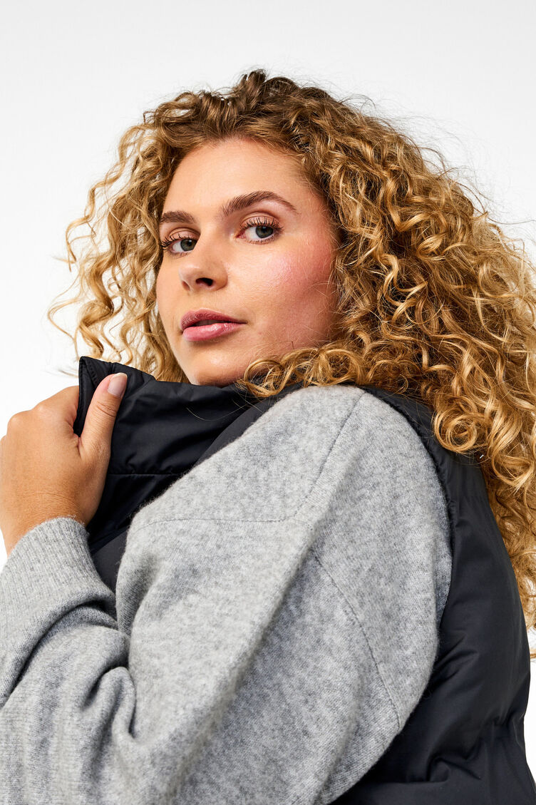 Lange Weste mit Taschen und Zwei-Wege-Reißverschluss, Schwarz, Model image number 4