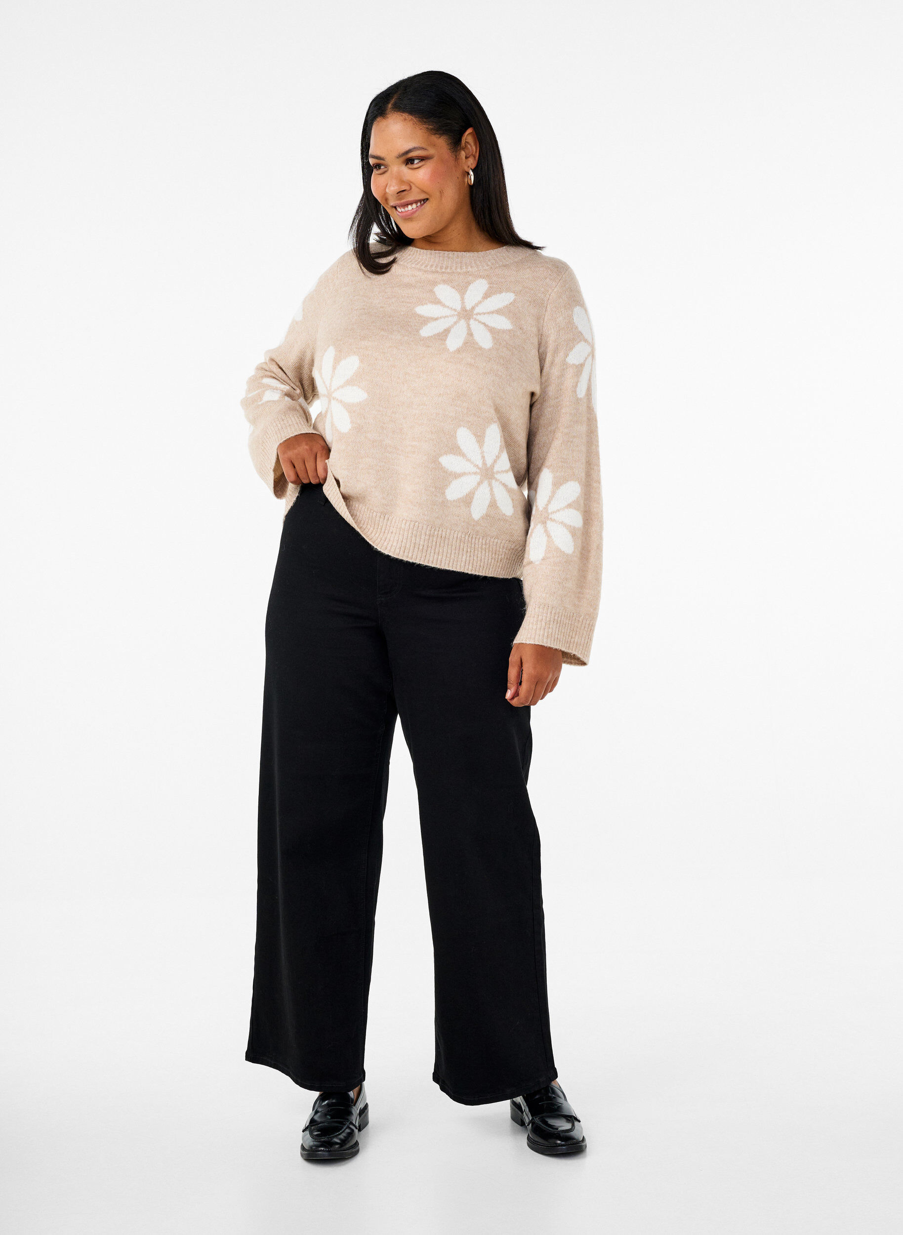 Zizzi Gebl&uuml;mte Bluse aus Strick, Simply Taupe Comb, Model image number 2