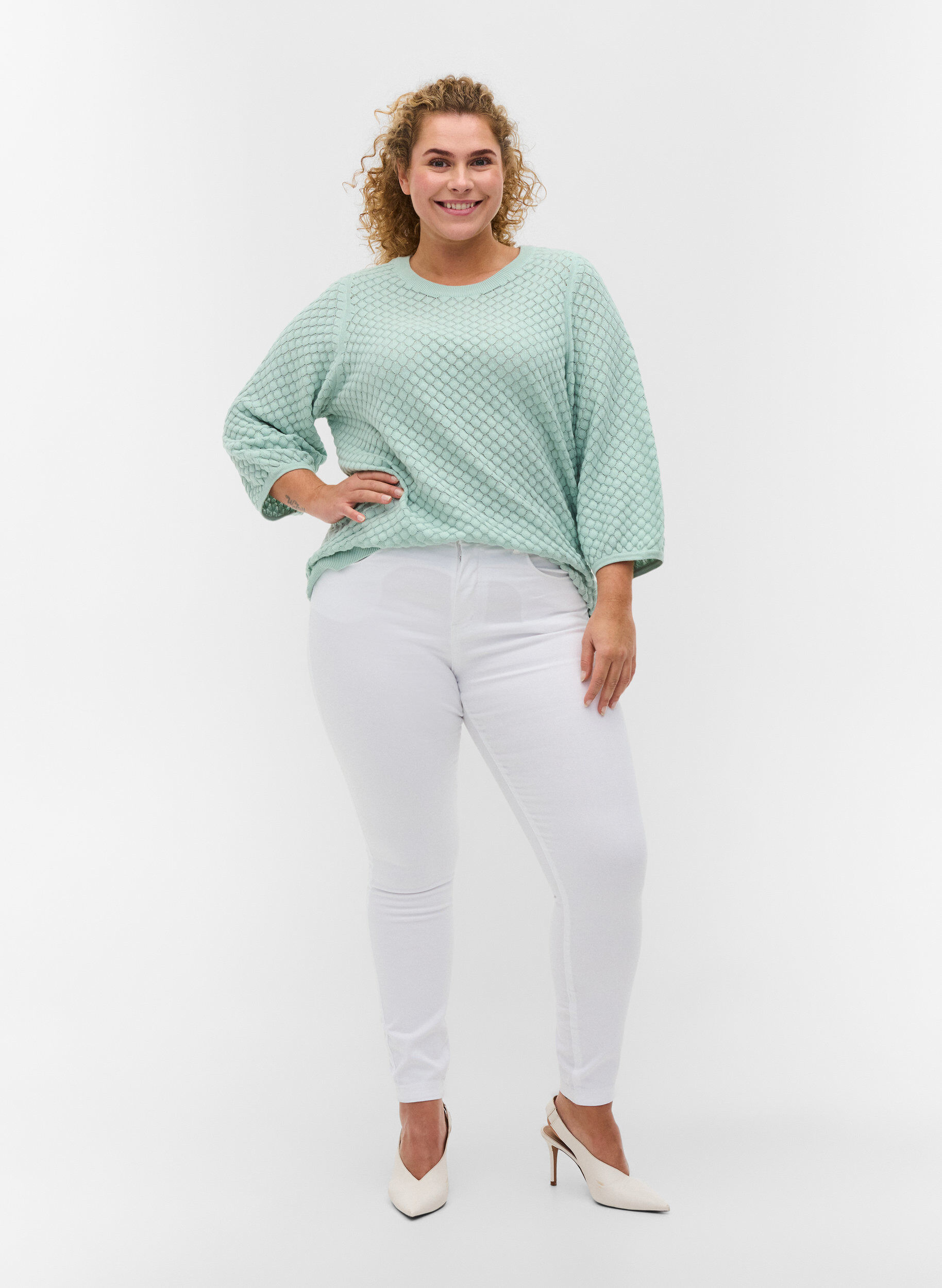 ZizziExtra schmale Amy Jeans mit hoher Taille, White, Model image number 4