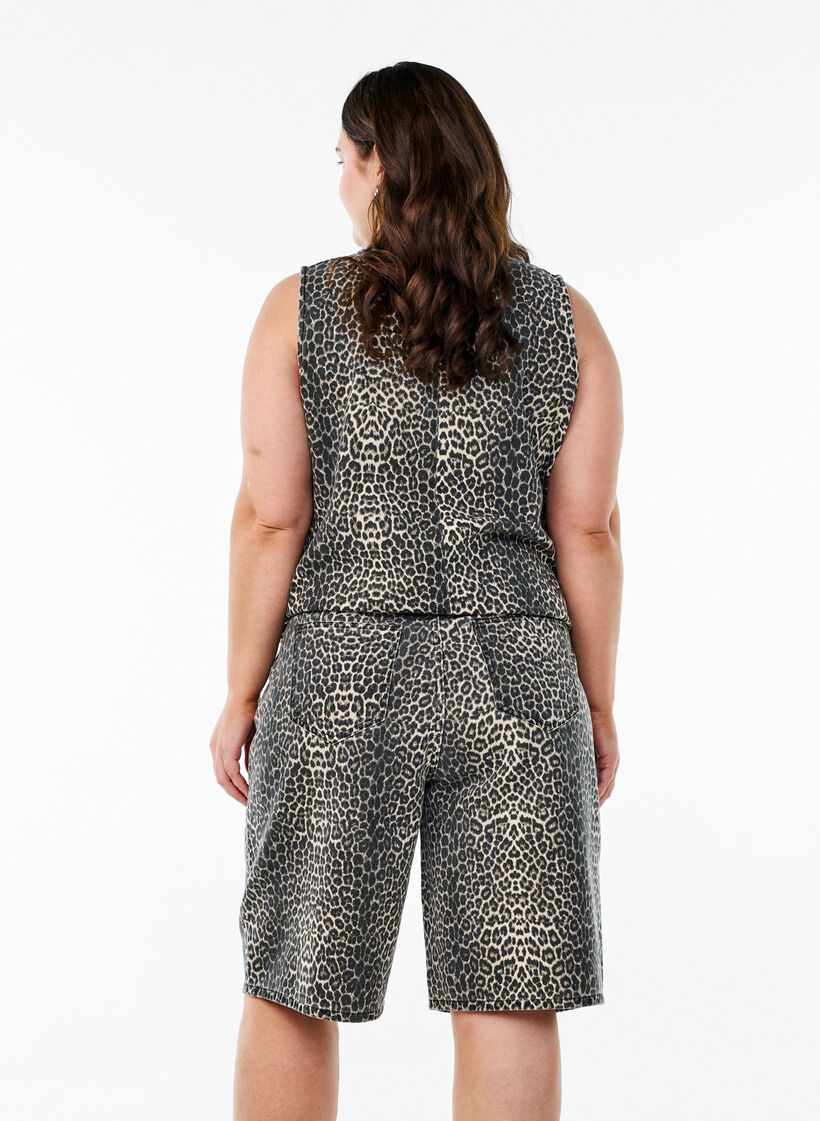 Bermuda Shorts aus Denim mit Leopardenmuster, Braun, Model image number 1