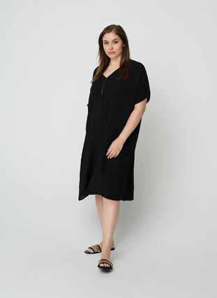 Kurzarm Kleid aus Viskose, Black, Model image number 2