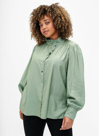 Viskose Shirt Bluse mit Ruffles, Green Bay, Model