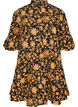 Gebl&uuml;mtes Kleid aus Baumwolle mit R&uuml;schendetails und lockerer A-Linien-Form, Orange, Packshot image number 0