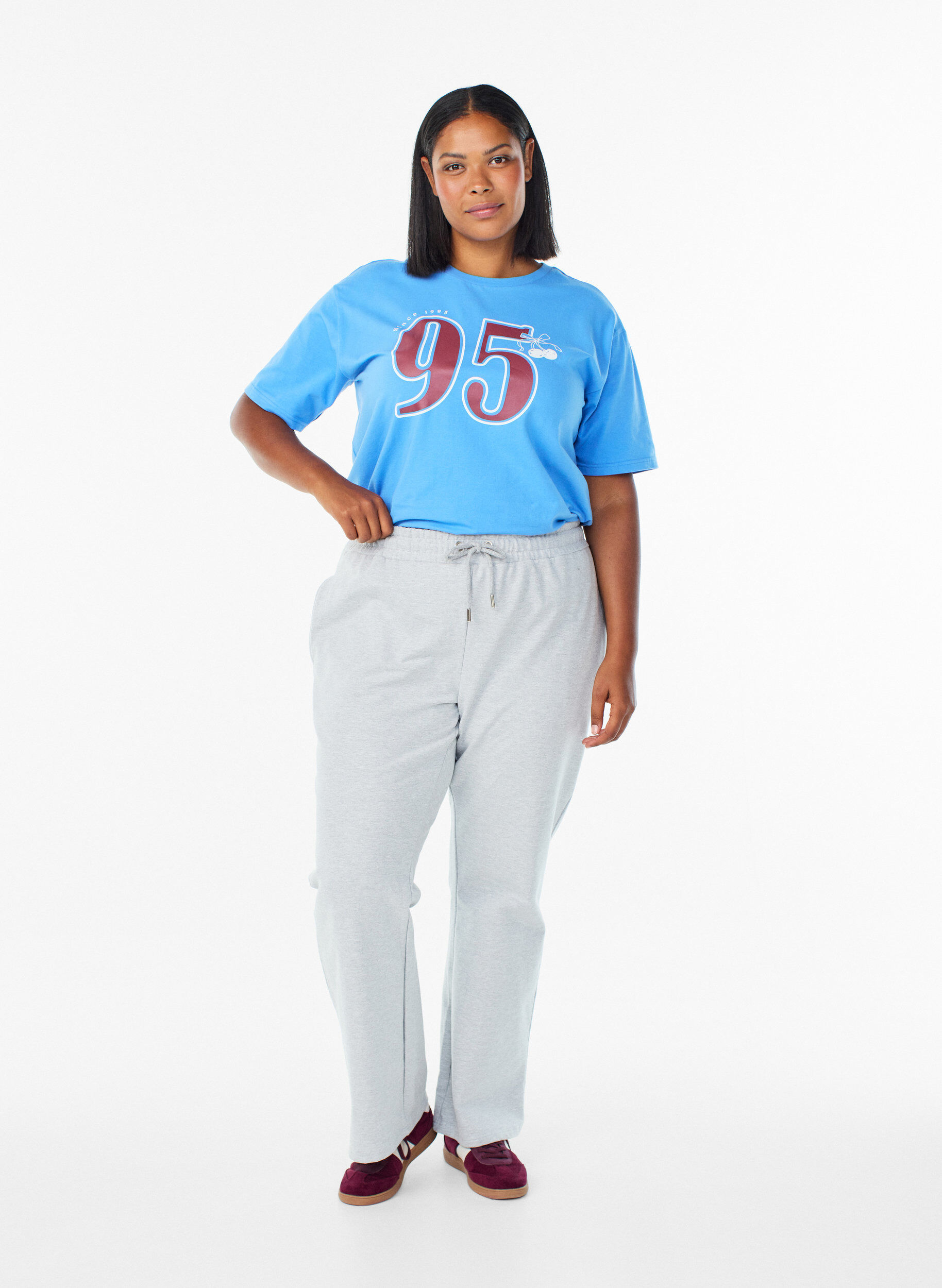 Zizzi Sportliches T-Shirt aus Bio-Baumwolle, Blau, Model image number 1