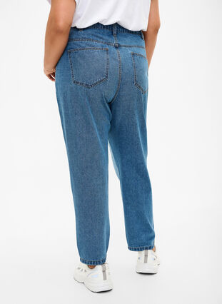 Mille Mom-Fit-Jeans im Color-Blocking-Design mit hoher Taille, Light Blue Denim, Model image number 1
