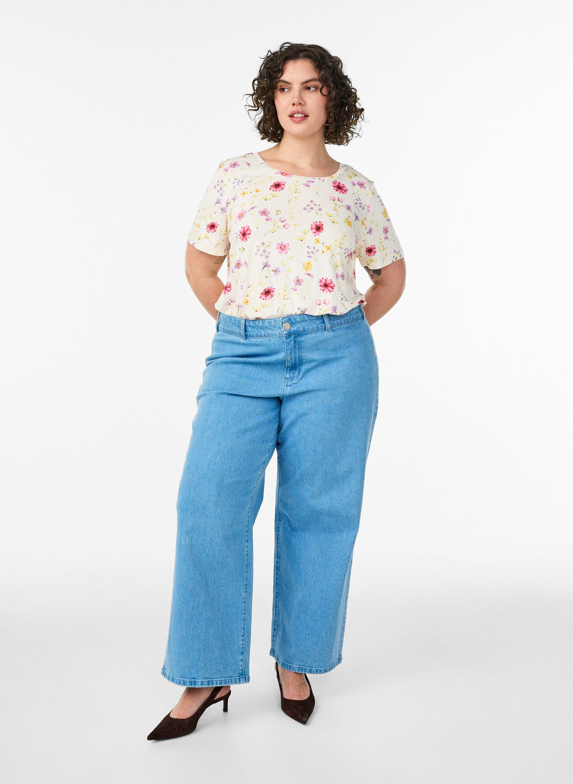 ZizziT-Shirt mit floralem Print, Wei&szlig;, Model image number 1