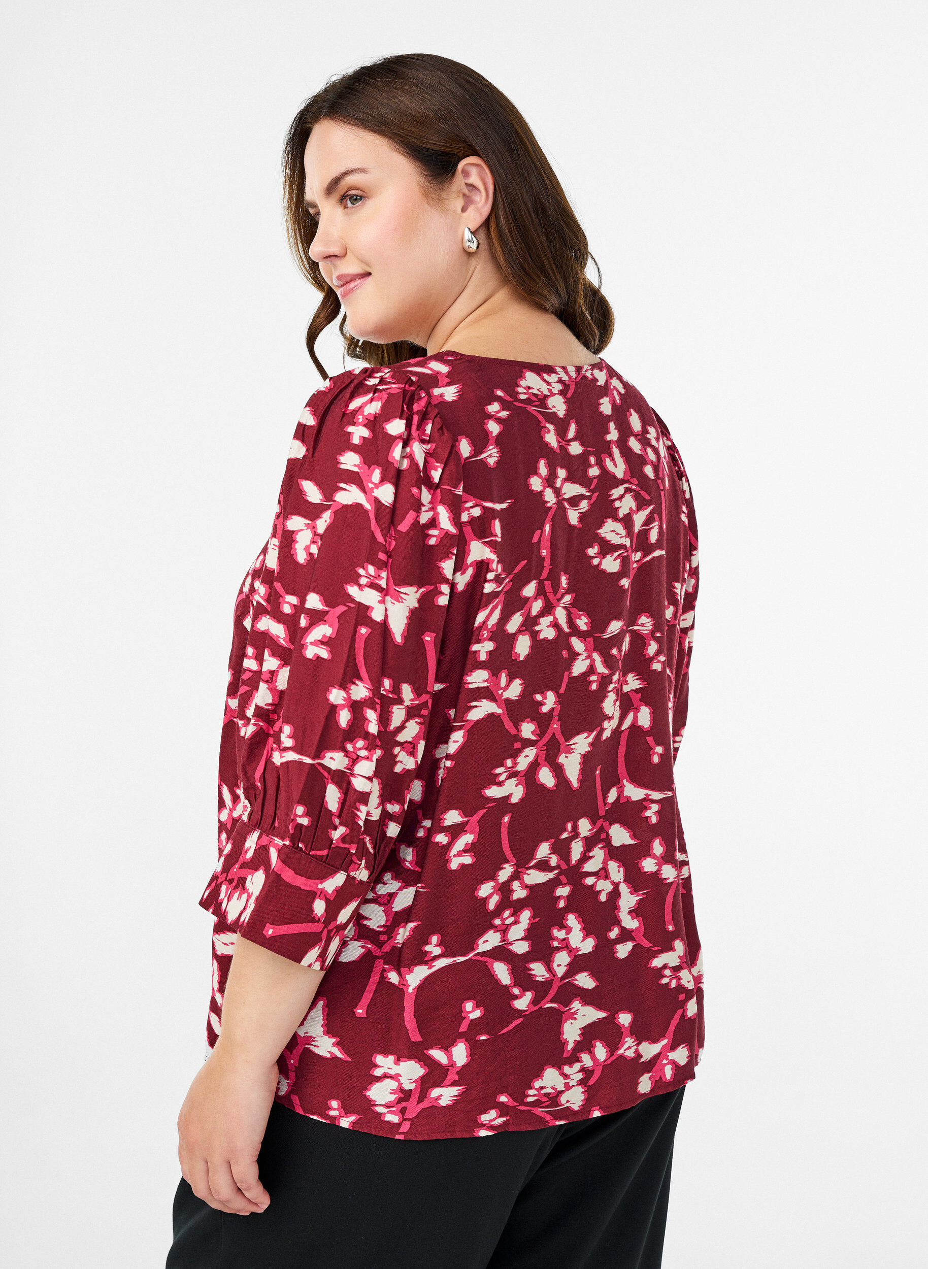Zizzi Bluse mit V-Ausschnitt und 3/4-&Auml;rmeln, Rot, Model image number 2