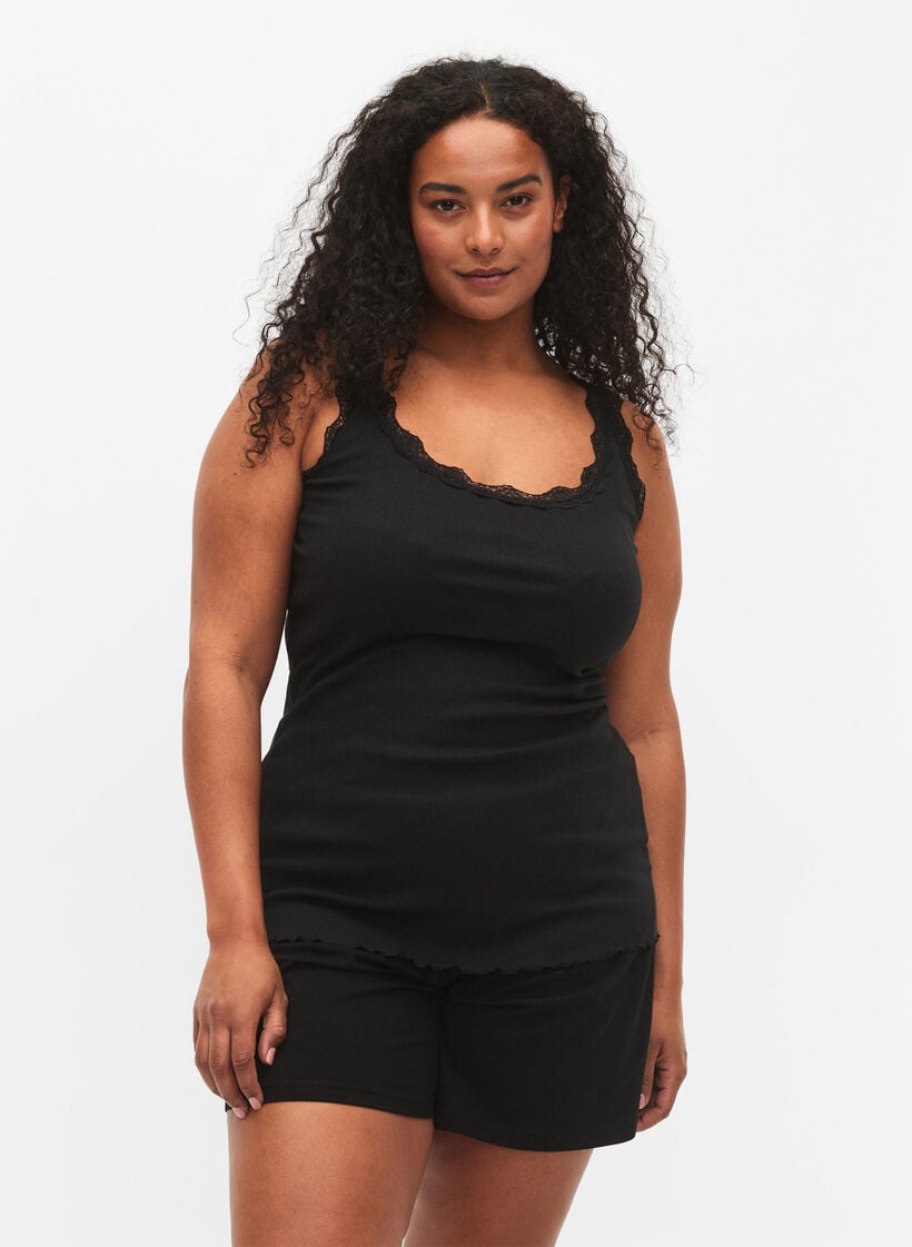 Top mit Spitzensaum, Schwarz, Model image number 0