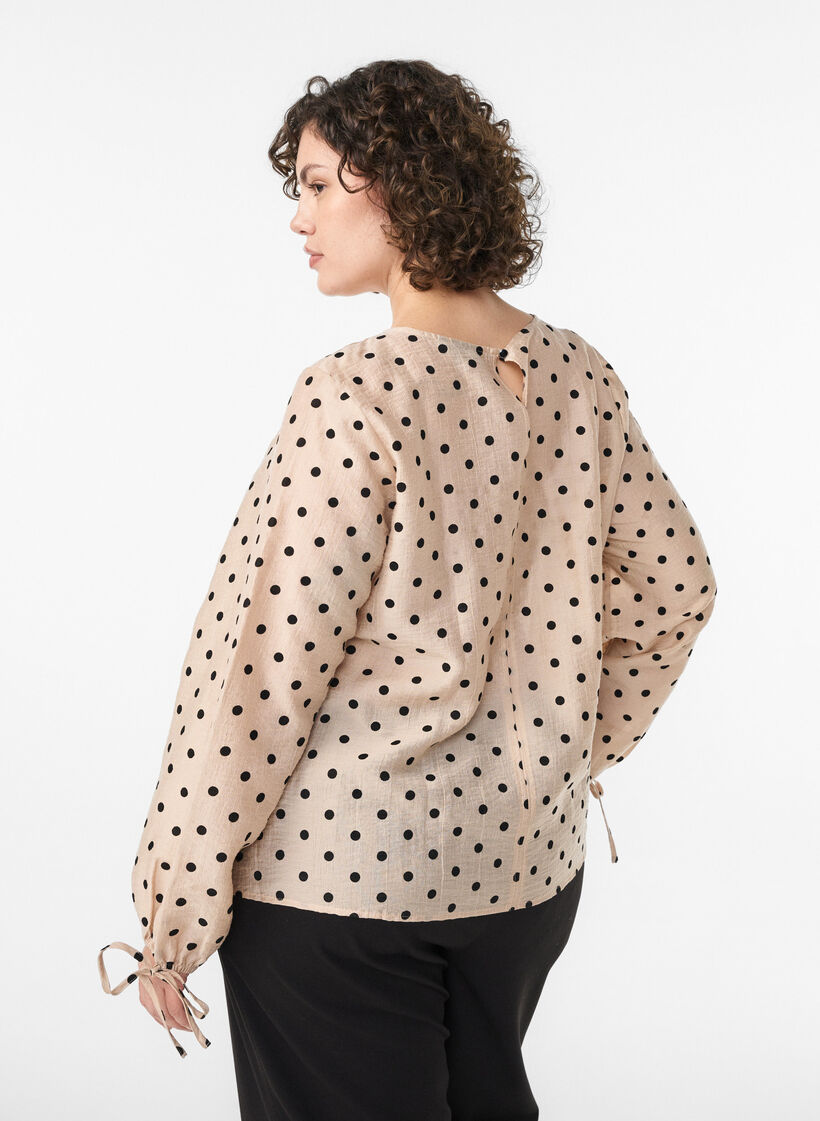 Bluse mit Punkten und Bindedetails, Beige, Model image number 2