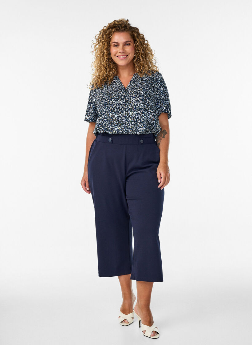 Bluse mit kurzen &Auml;rmeln und V-Ausschnitt, Blau, Model image number 1