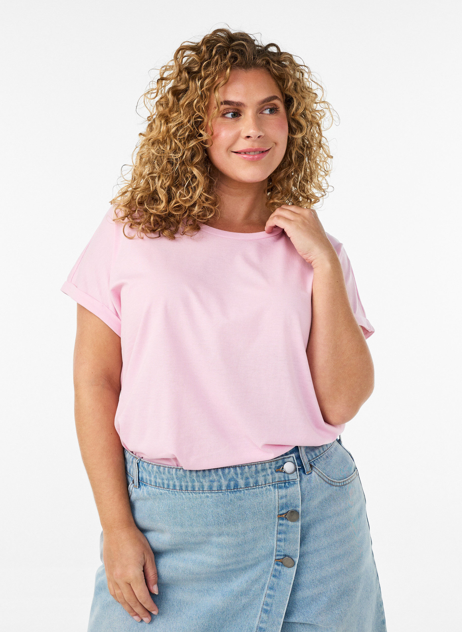 ZizziKurz&auml;rmeliges T-Shirt aus einer Baumwollmischung, Rot, Model image number 0