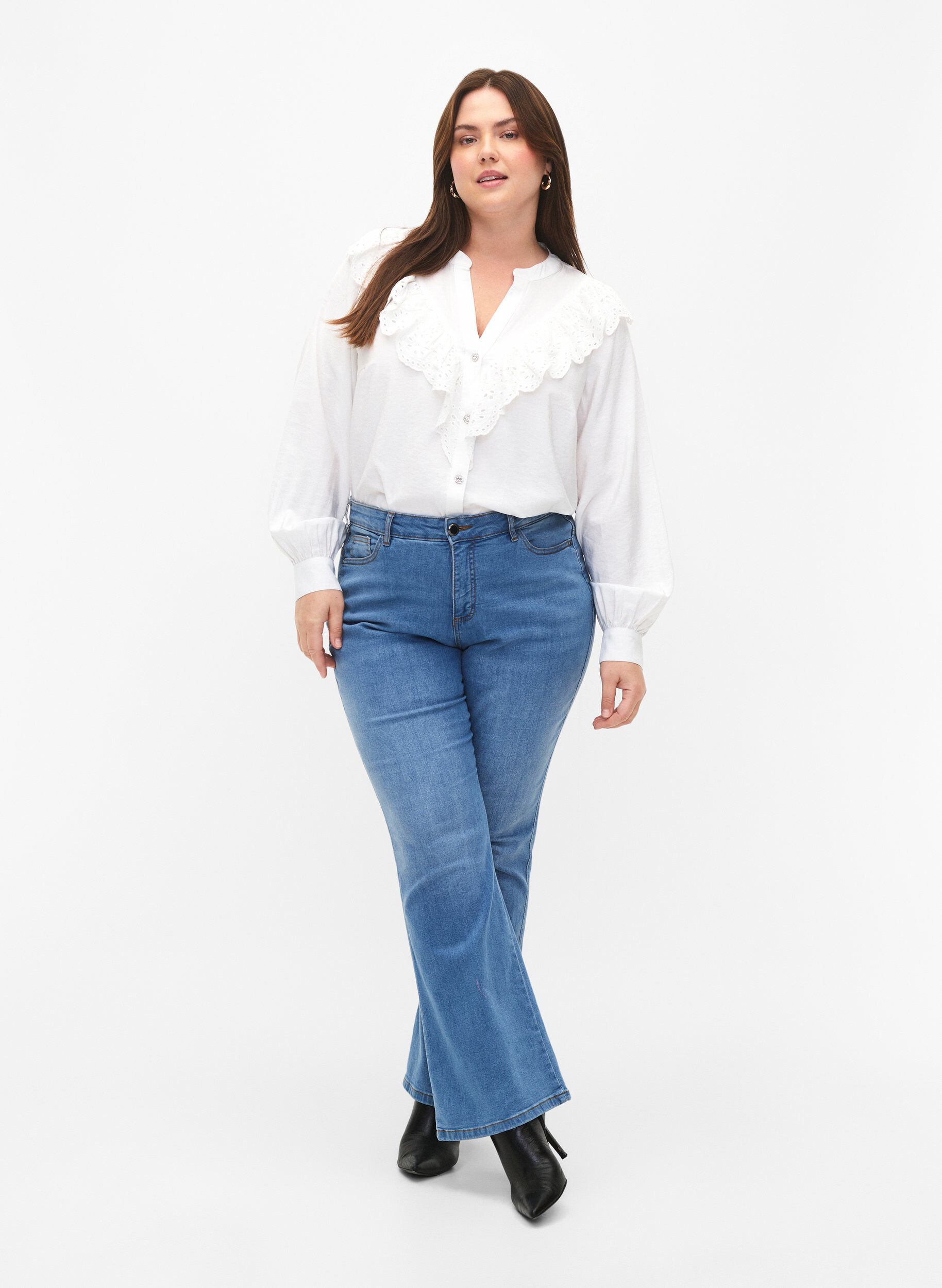 Zizzi Hemdbluse aus Viskose mit R&uuml;schen, Bright White, Model image number 2