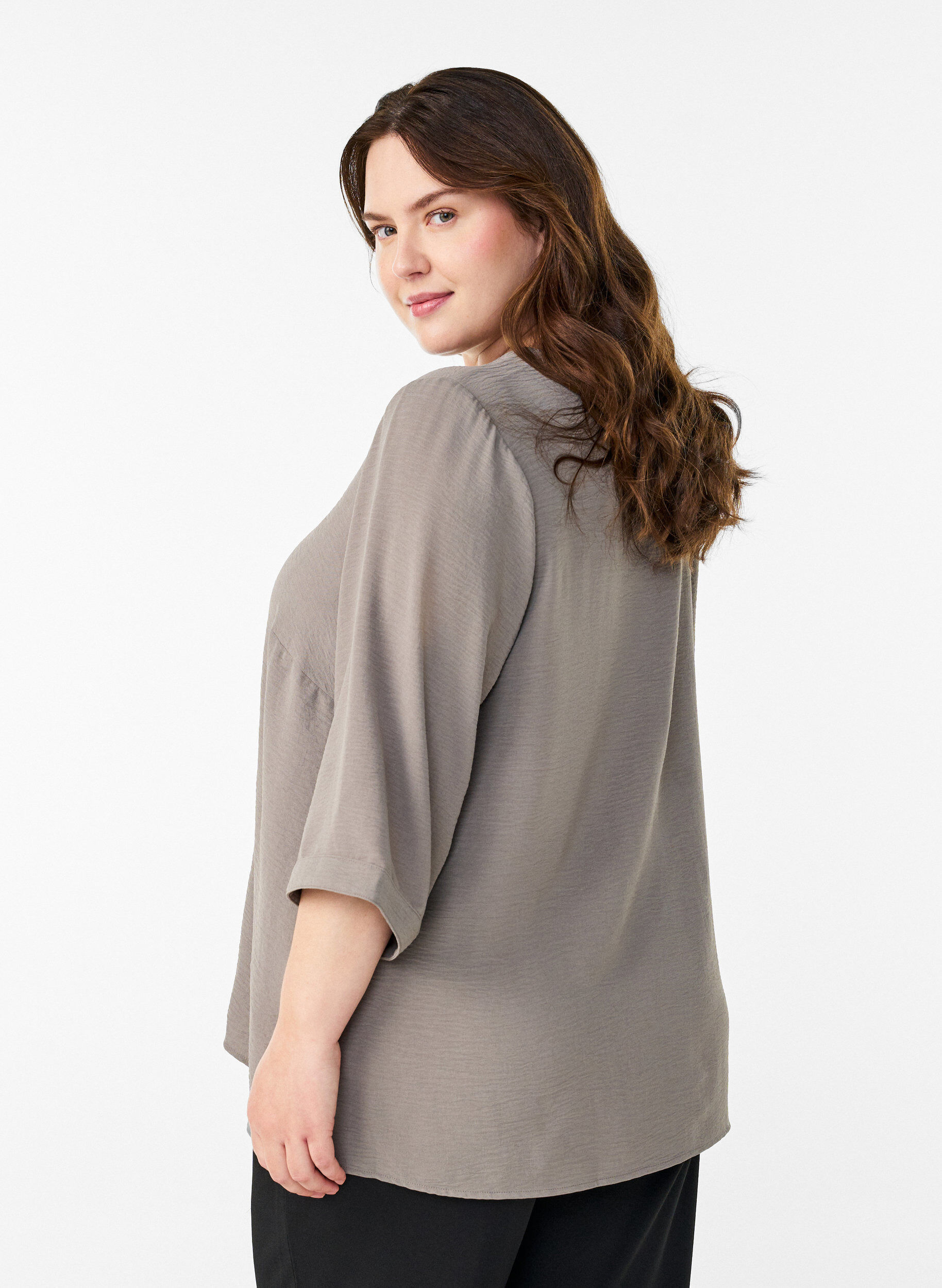 ZizziBluse mit V-Ausschnitt und 3/4-&Auml;rmeln, Beige, Model image number 2