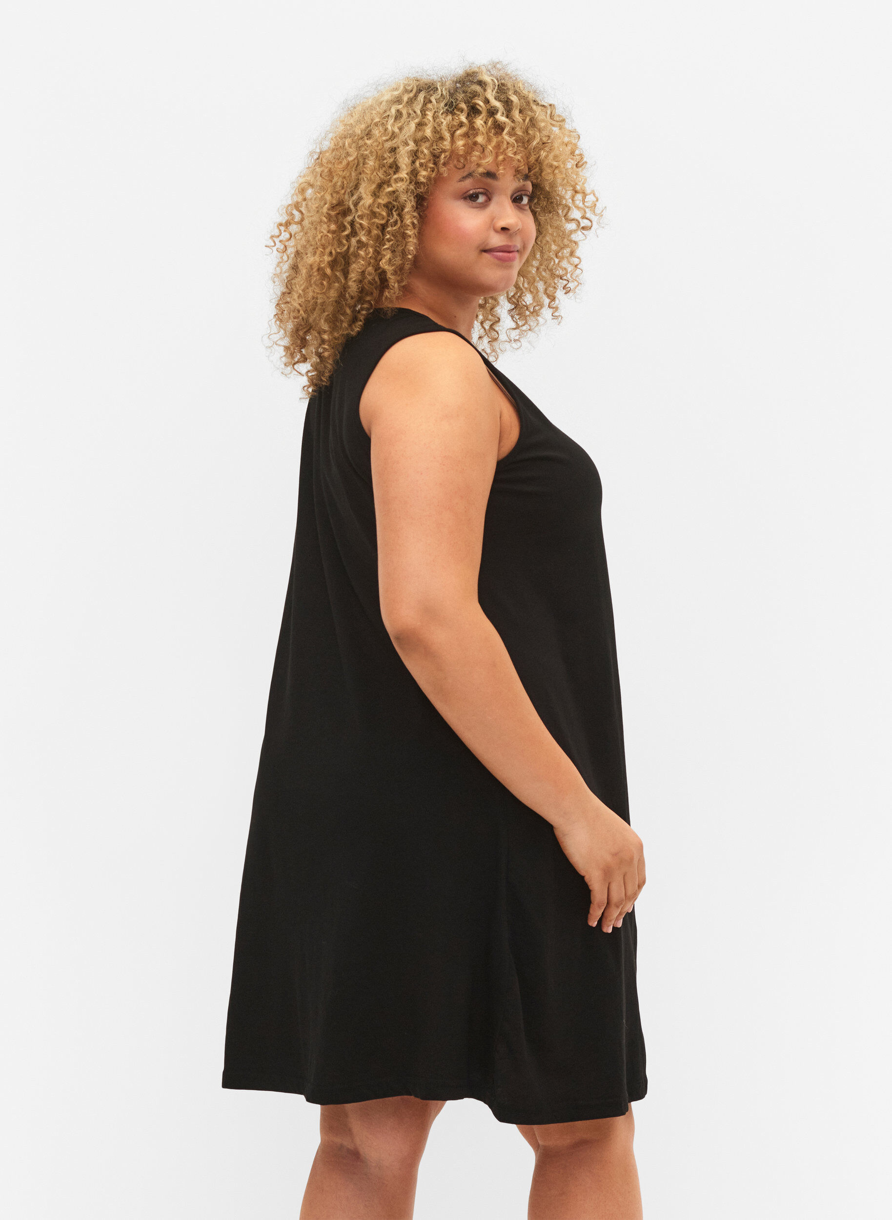 Zizzi &Auml;rmelloses Kleid aus Baumwolle mit A-Linie, Black, Model image number 1