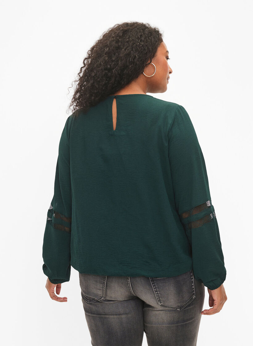  Langarm-Bluse mit Spitze, Scarab, Model image number 1