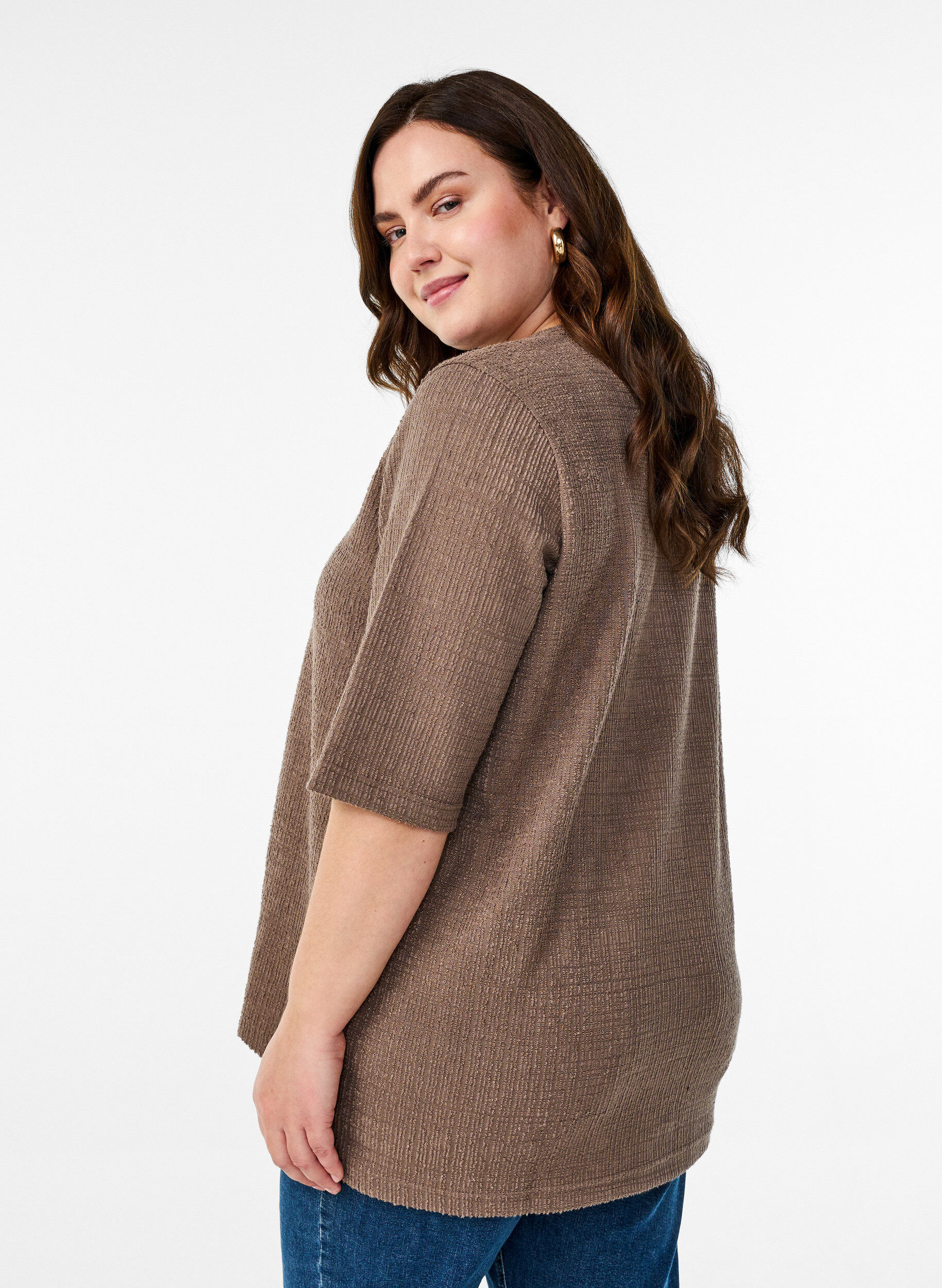 Zizzi Bluse mit Struktur und V-Ausschnitt, Walnut, Model image number 1