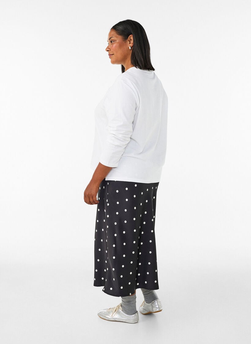 Midirock aus Satin, Schwarz, Model image number 1