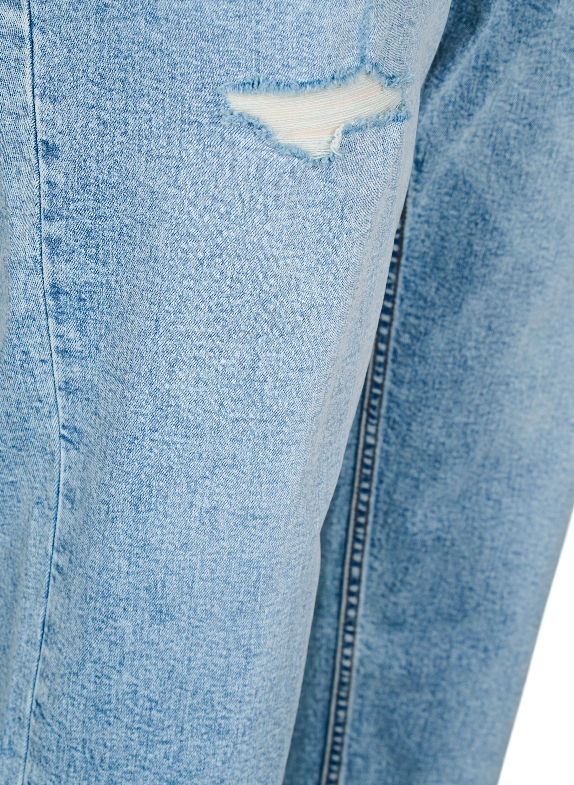 Zizzi Gek&uuml;rzte Vera Jeans mit Destroyed-Effekten, Blau, Packshot image number 3