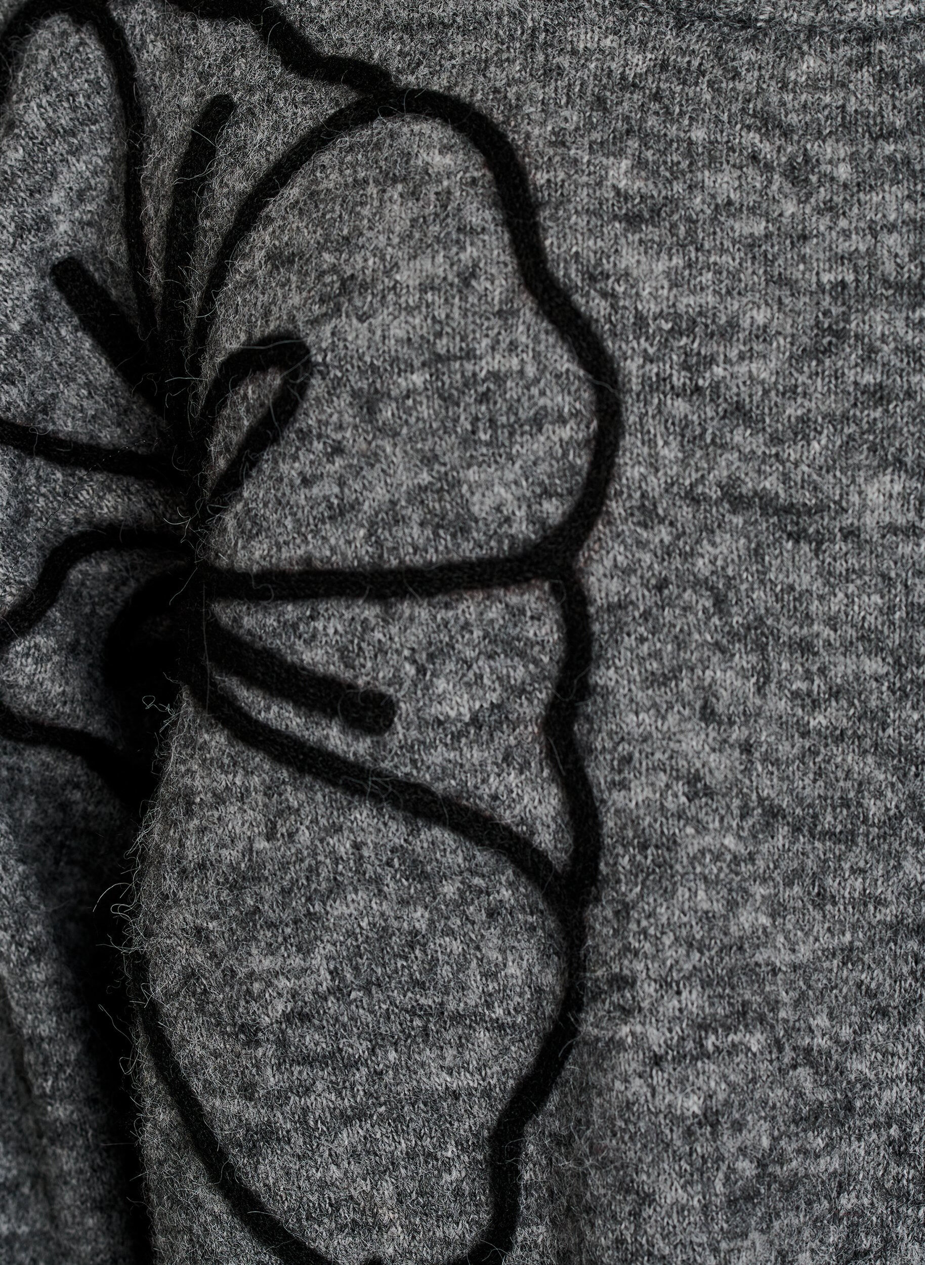 ZizziPullover mit Blumenapplikation, Grau, Packshot image number 2