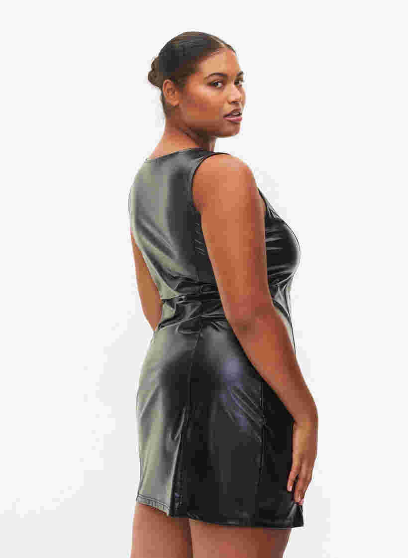 Kunstlederkleid mit Reißverschluss, Black, Model image number 1