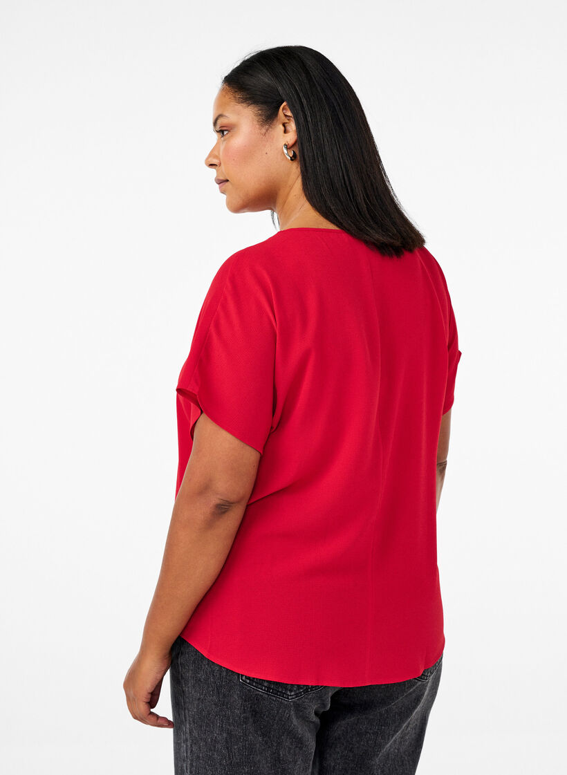 Bluse mit kurzen &Auml;rmeln und einem Rundhalsausschnitt, Rot, Model image number 2