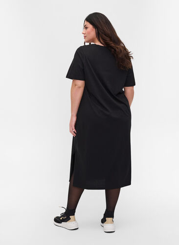 T-Shirt-Kleid aus Baumwolle mit Schlitz, Black, Model image number 1