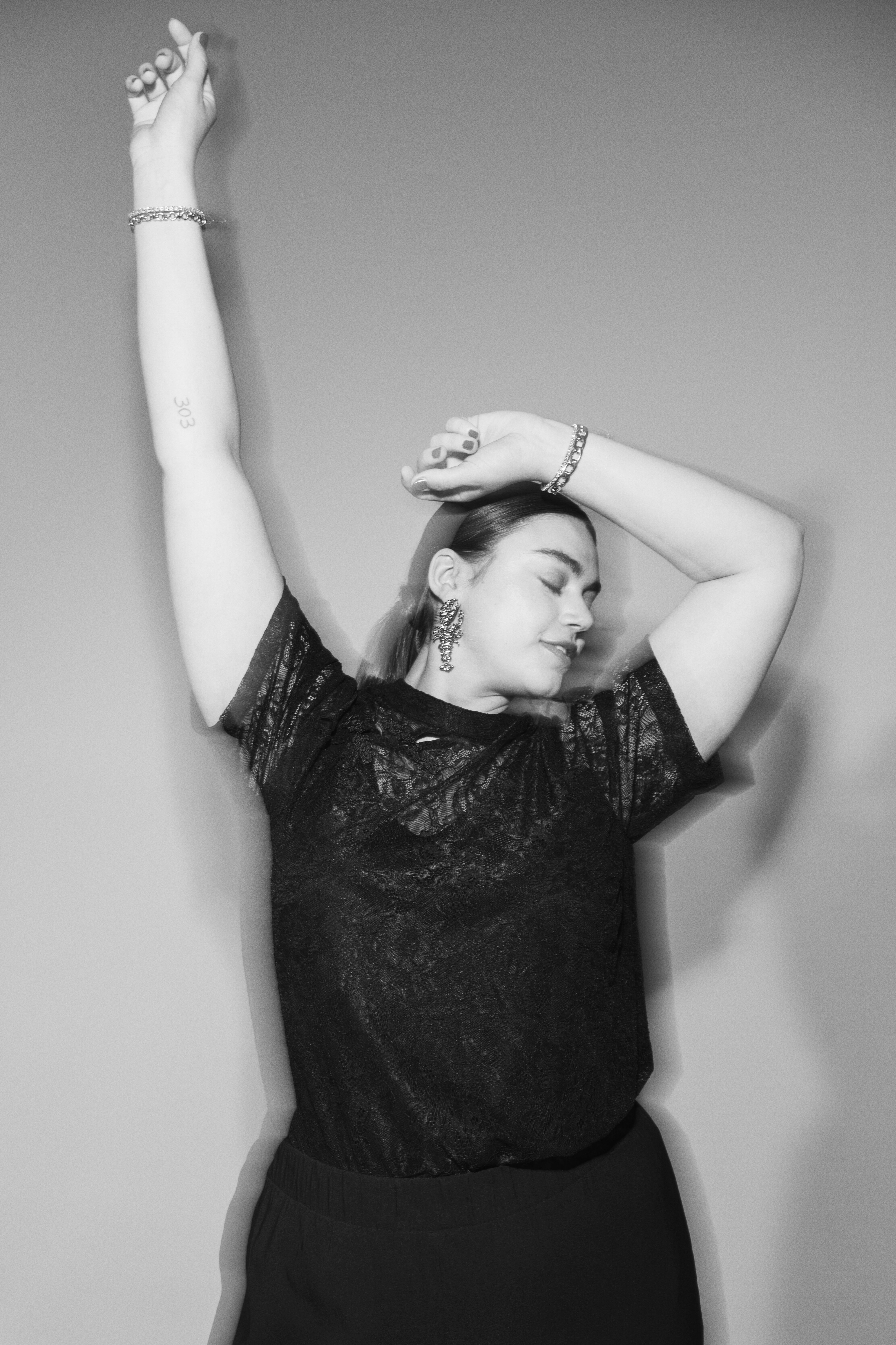 Zizzi Blusenbluse mit Details, , Model