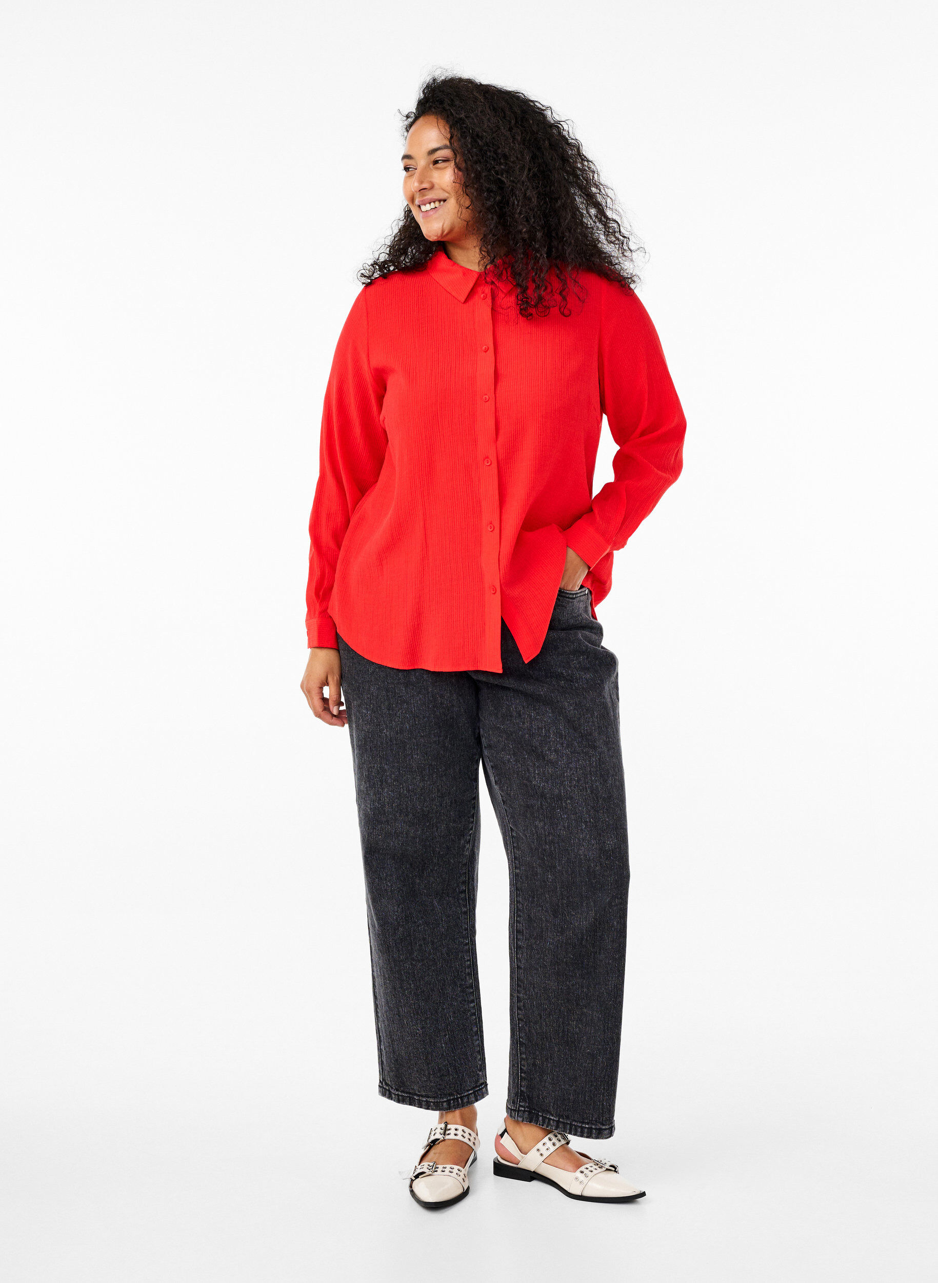 Zizzi Bluse mit gestreiftem Muster, Rot, Model image number 1