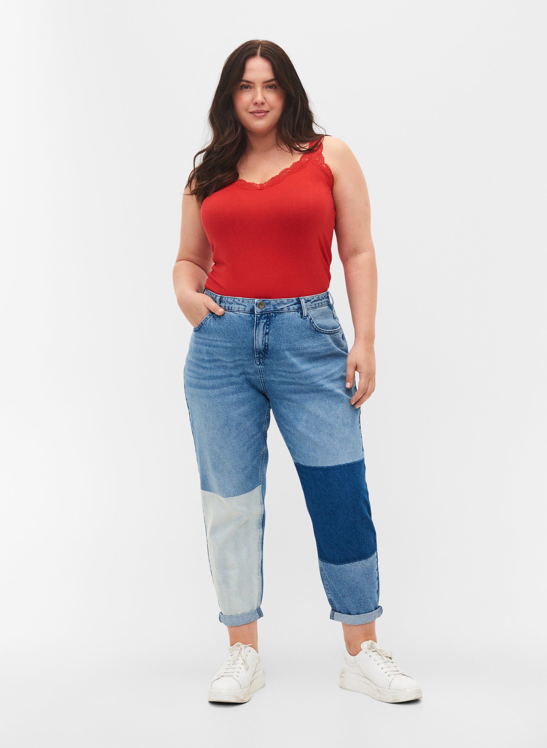 Zizzi 2er-Pack Tops mit Spitze, Black/Chinese Red, Model image number 2