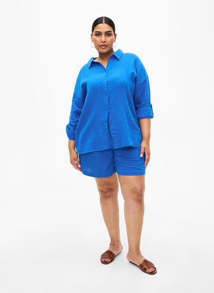 Hemd mit Kragen aus Baumwoll-Musselin, Victoria blue, Model image number 2