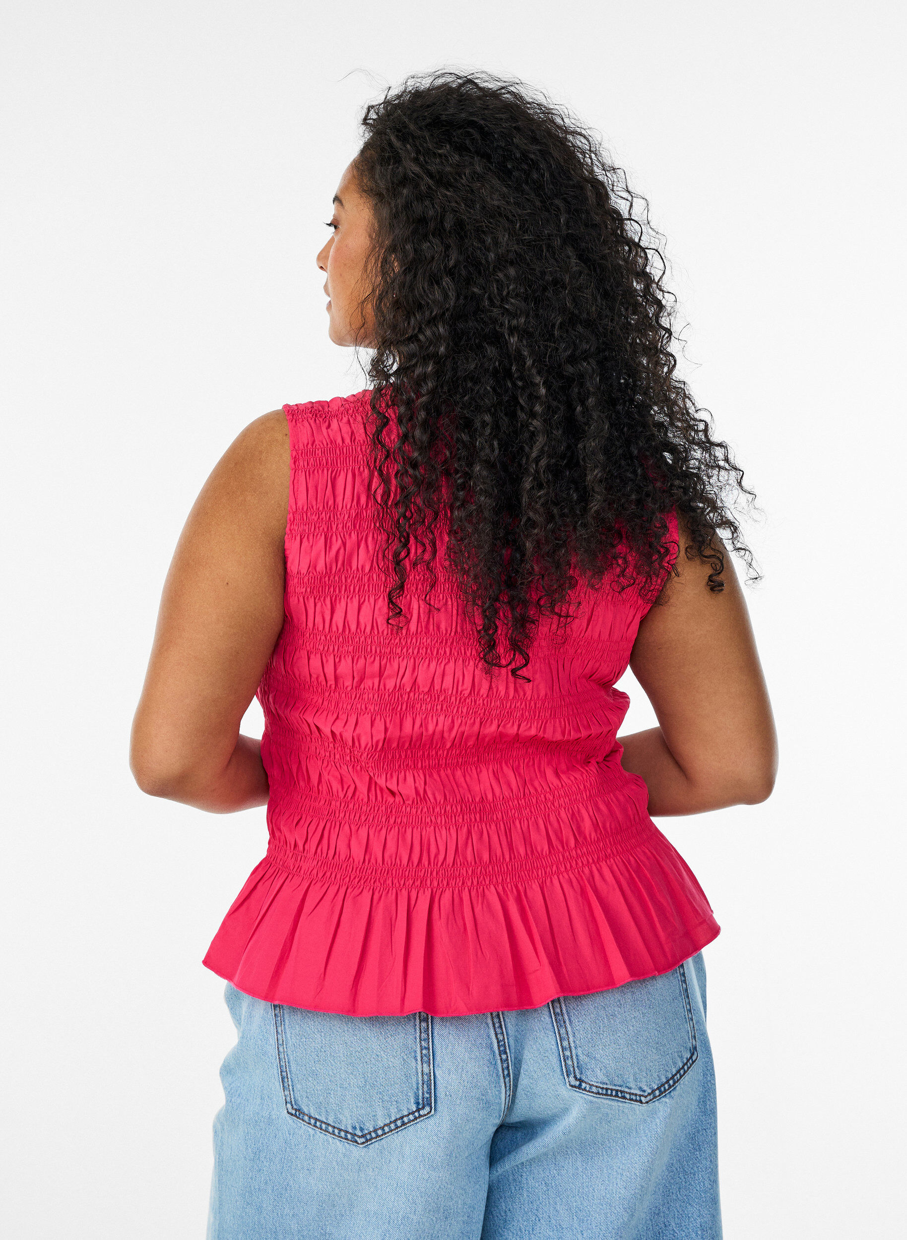 ZizziSmocktop mit U-Boot-Ausschnitt und Peplumsaum, Rot, Model image number 2