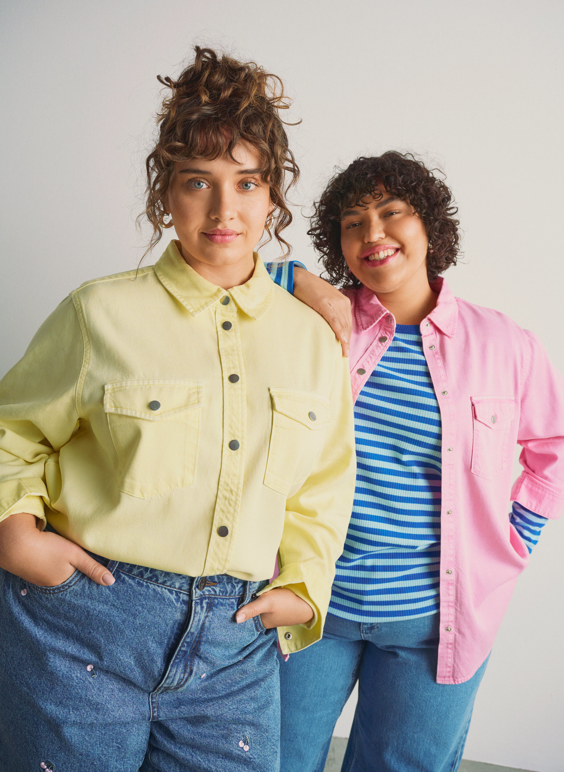 Zizzi Gestreifte Bluse mit langen &Auml;rmeln., Blau, Image image number 0