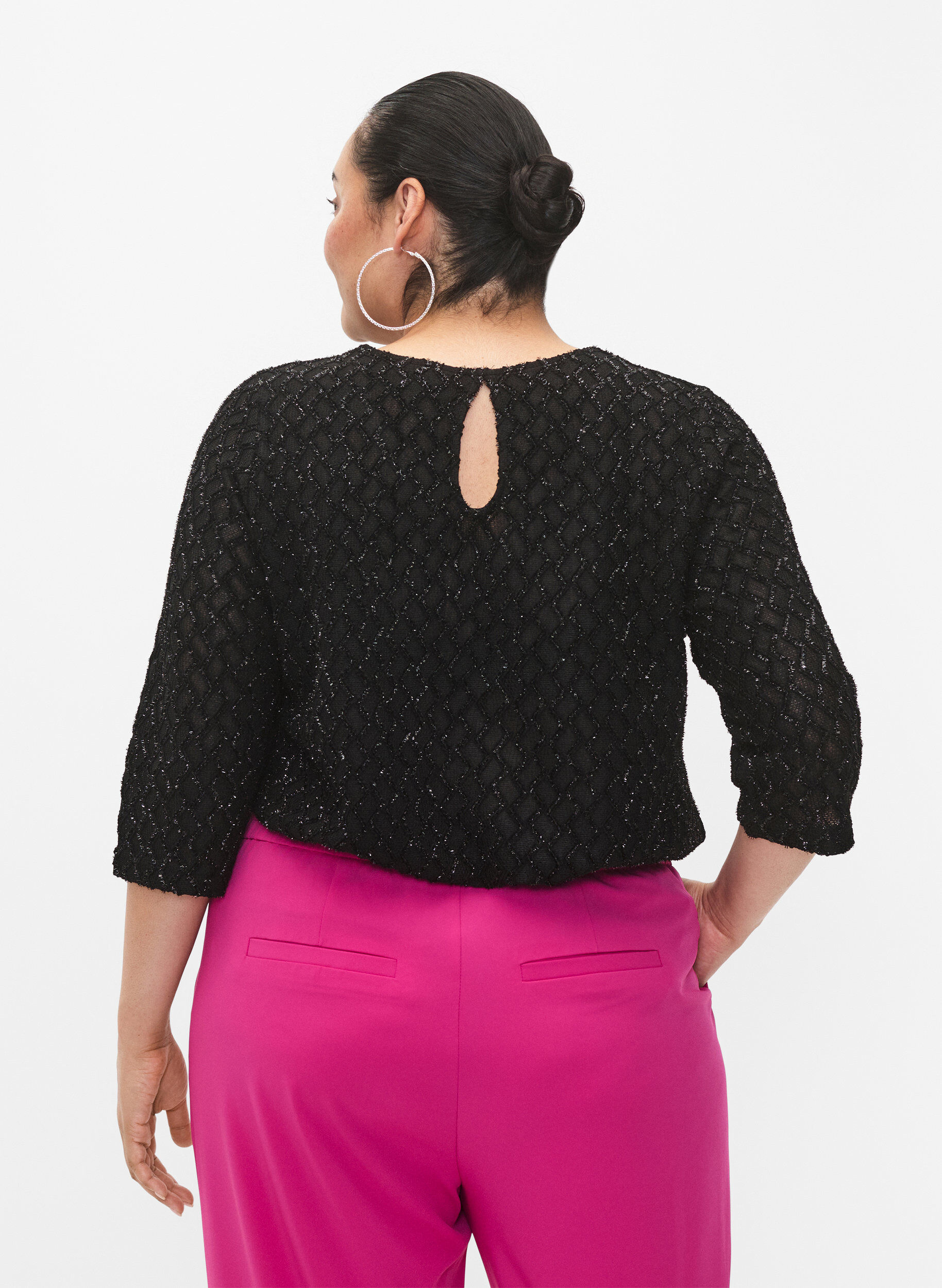 Zizzi Gemusterte Bluse mit 3/4-&Auml;rmeln und Glitzer, Black, Model image number 1