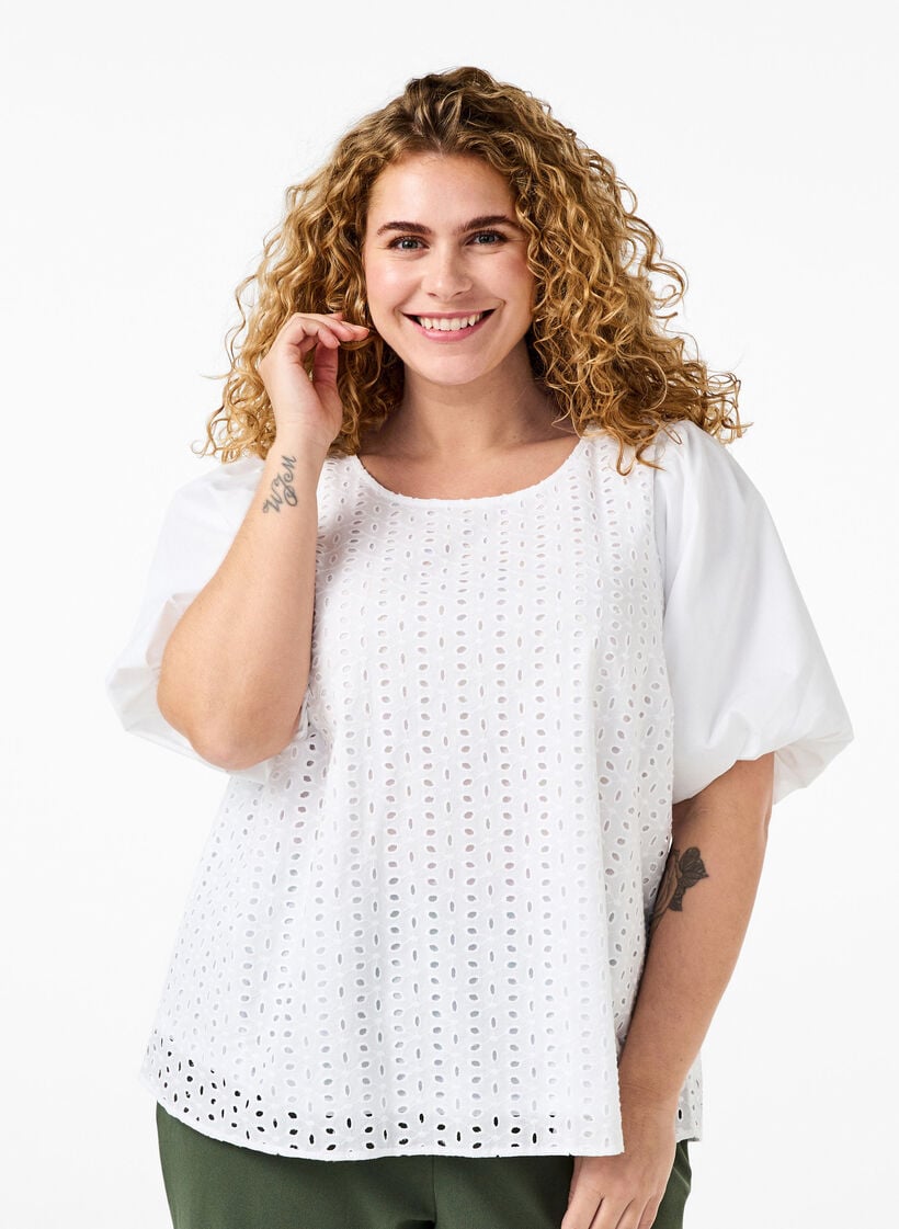 Bluse mit Puffärmeln und Spitzenmuster, Weiß, Model image number 0