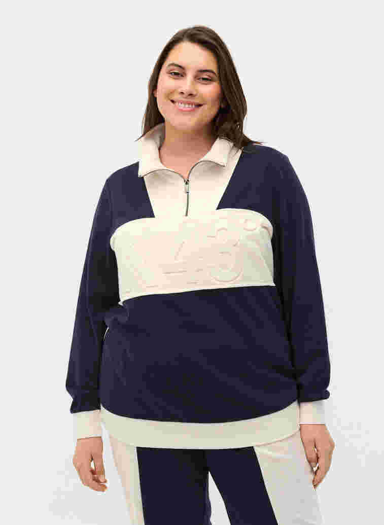 Sweatshirt mit Colourblock, Night Sky/Off White, Model image number 0