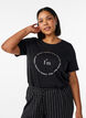T-Shirt mit Print, Schwarz, Model image number 0
