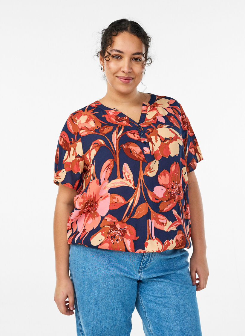Viskosebluse mit Blumenprint und kurzen &Auml;rmeln, 9990, Model image number 0